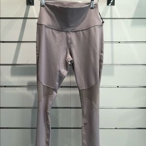 ALO Lavender leggings